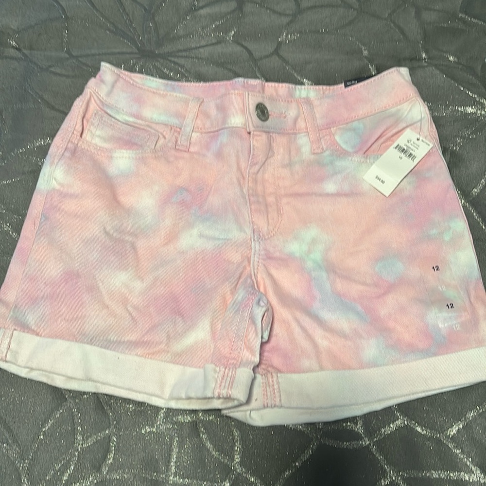 Brand new stretch, mid shorts, gap denim